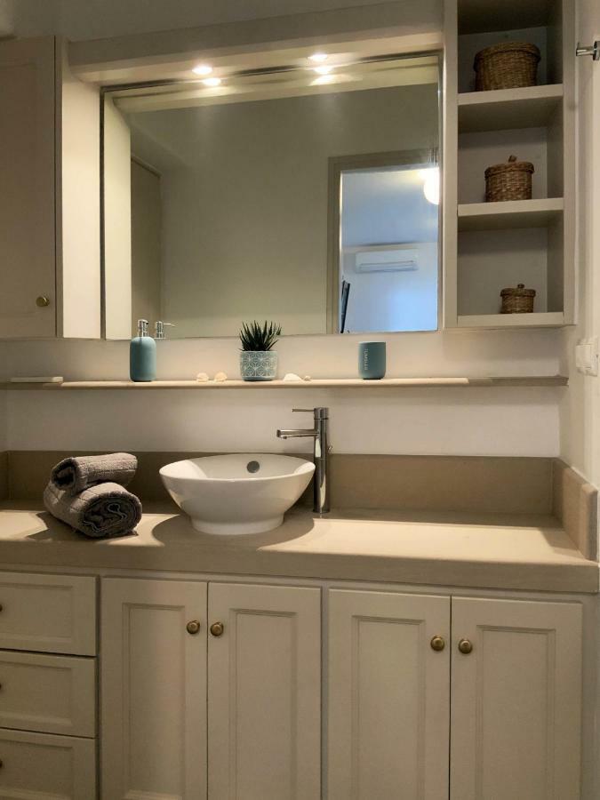 Aqua Blue, Only 100 Meters From The Beach Of Gialiskari Ioulis Ngoại thất bức ảnh